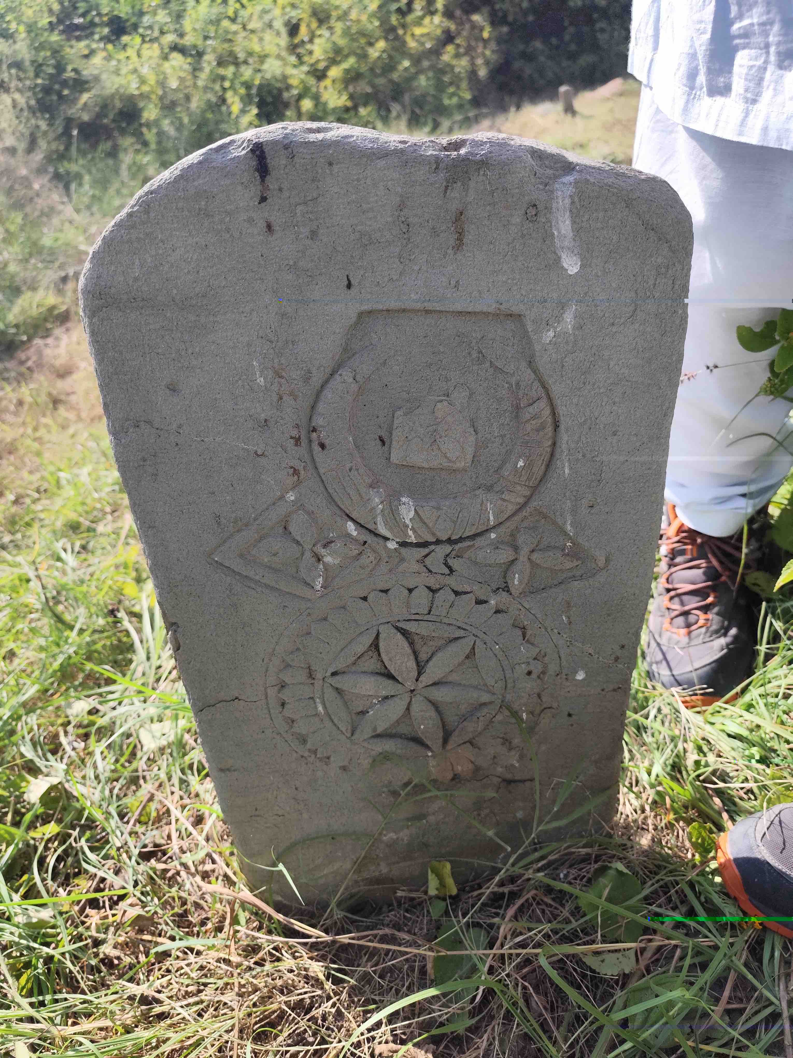 Dargai Oera Linda graves 12_13Oct24.jpg